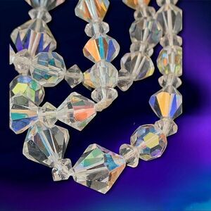 Vintage fantastic sparkling ab faceted graduated crystal necklace 26”